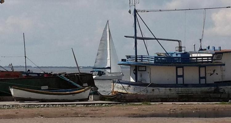 Naufragio de los sampedrinos: Pequeñas embarcaciones se sumaron a la búsqueda