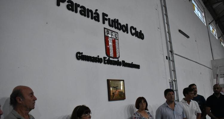 Paraná “volvió” al Romairone con lágrimas, aplausos y reconocimientos
