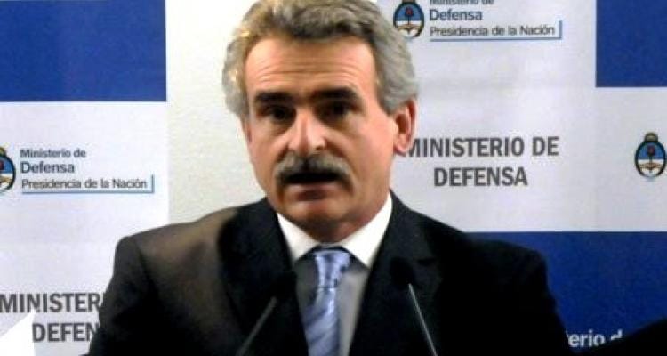 Tunante II: Ministro Rossi recibe a los familiares