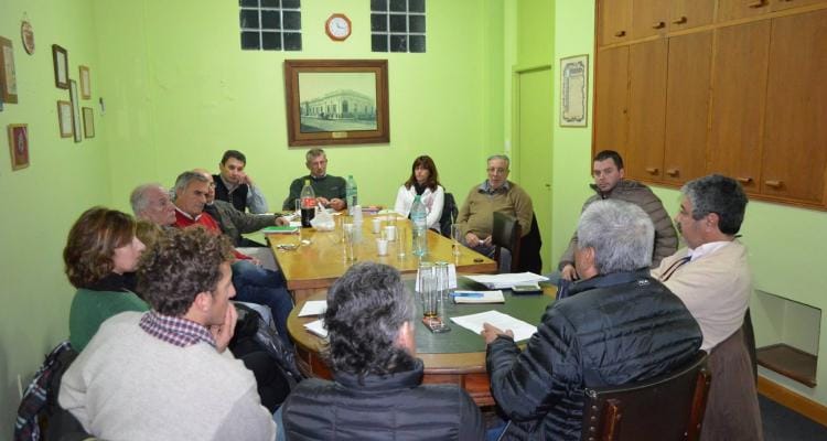 Elecciones 2015: Salazar se reunió con las autoridades del Centro de Comercio