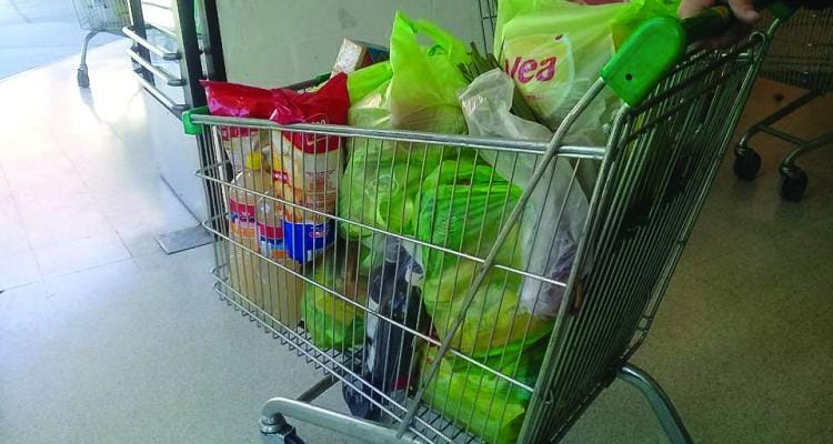 Un solo supermercado para los supermiércoles de descuento del 50 % con Banco Provincia