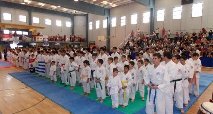 Destacado torneo de Karate en el Estadio