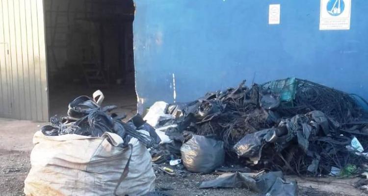 Fábrica de bolsas en Río Tala: El dueño sigue sin aparecer y cortaron el suministro eléctrico