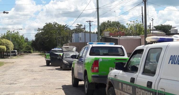 Encuentran automóvil con pedido de secuestro por robo en Zárate