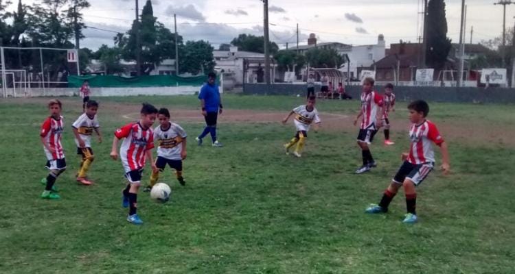 Con la lluvia como amenaza, la Liga Infantil completó la sexta jornada del Clausura
