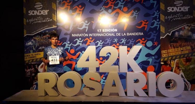Sampedrinos corrieron la Maratón Internacional de la Bandera en Rosario