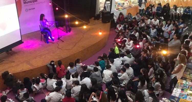 Comenzó la Feria del Libro Infantil y Bibliopaseo en el Centro Cultural Abelardo Castillo