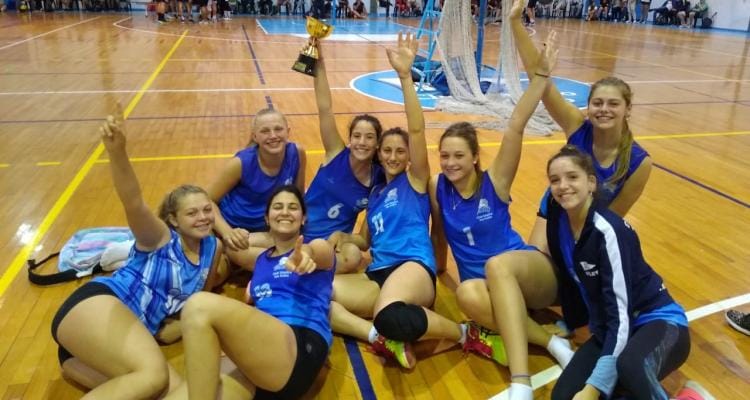 La primera femenina de Náutico ganó la Copa de Plata de la ANV en el José Geoghegan