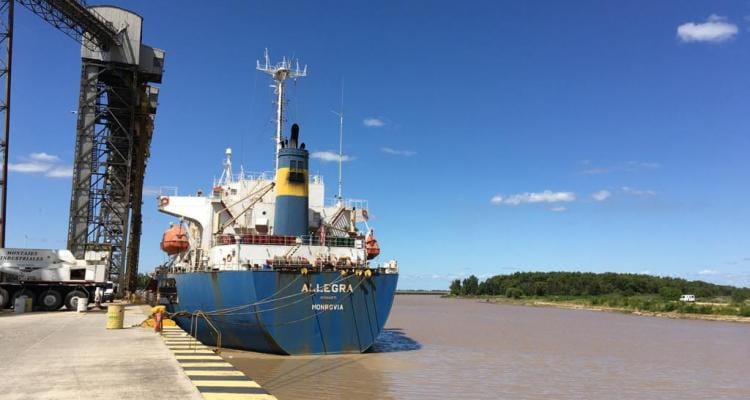 El juez autorizó que el buque Allegra salga del muelle elevador para permitir la carga de porotos con destino a Cuba