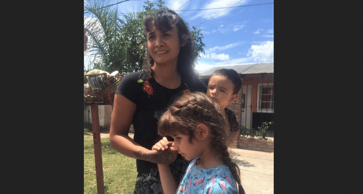 Una máquina braille para Zoe: la niña y su familia agradecieron la solidaridad de los sampedrinos