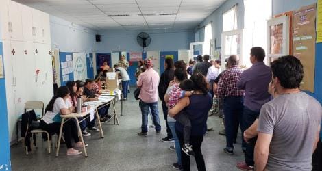 Elecciones 2019: buen ritmo en la escuela de Río Tala