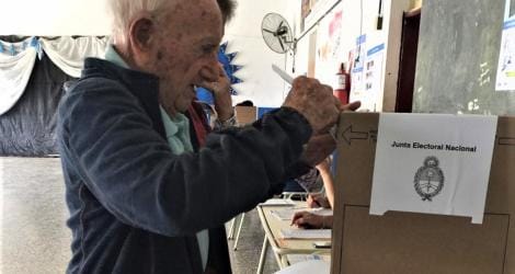 Elecciones 2019: Antonio, a los 93, fue tempranito a votar
