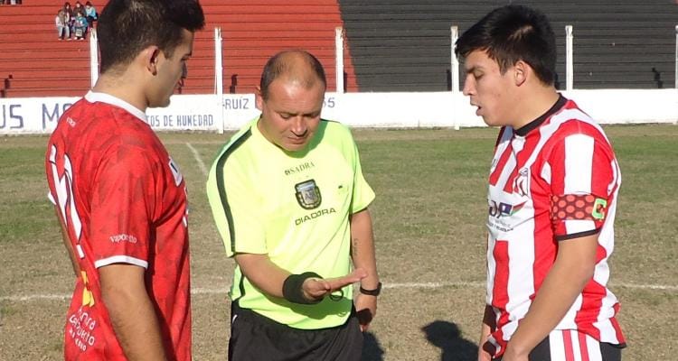Javier Sierra, el árbitro que dirigió con un infarto cardíaco: “Dejé en mi mejor momento”