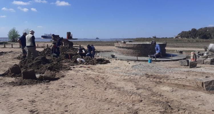 Arqueólogos volvieron a Vuelta de Obligado para seguir investigando las cadenas halladas