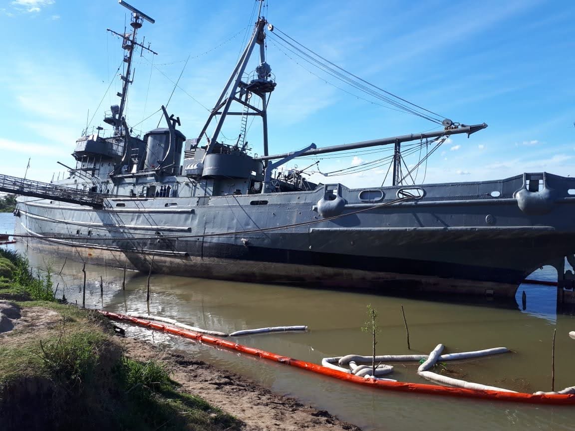 Buque museo: Se filtró agua y la Armada Argentina vuelve para asesorar al municipio en cómo sellar los orificios