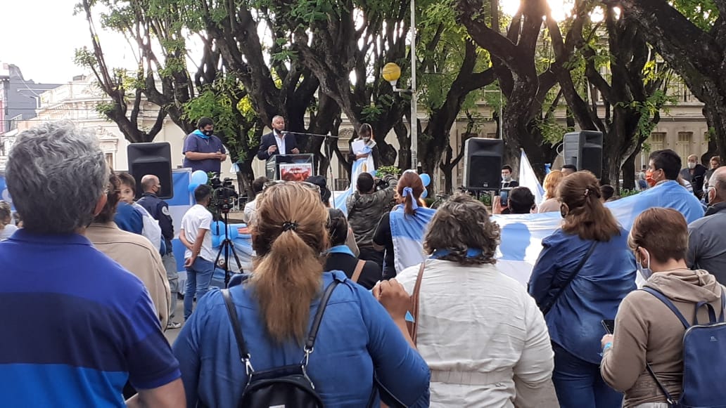 La “marcha por las dos vidas” contra el proyecto de aborto legal tuvo su versión local en San Pedro