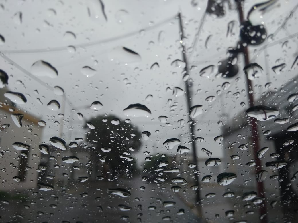Rige alerta meteorológico por “tormentas fuertes con lluvias intensas”