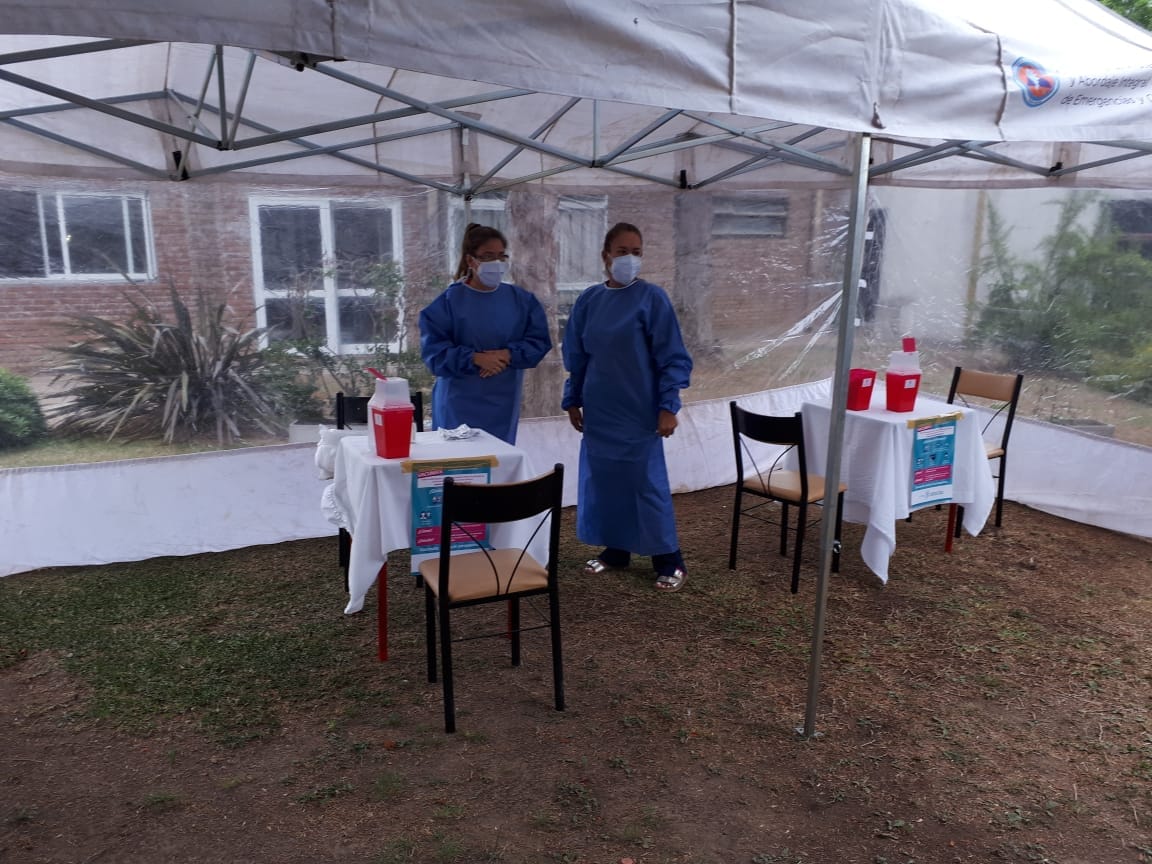 Coronavirus: Con Ramón Salazar, comienzan a aplicar la vacuna en el Hospital
