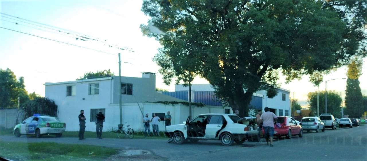 Motociclista de 70 años embestida por un auto en Javier Rivero y Boulevard Moreno