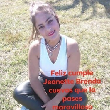 Brenda Cuevas cumple 17 años