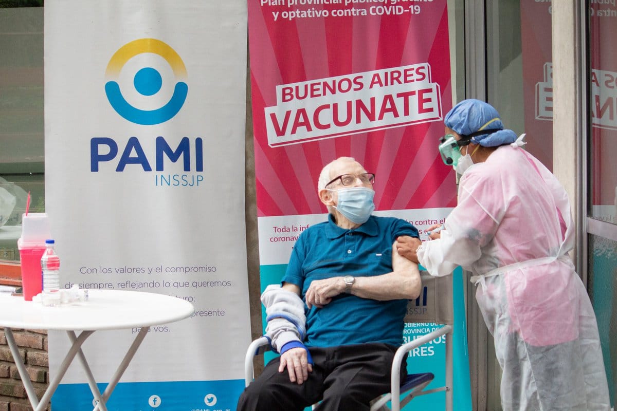 Culminó el operativo de vacunación del PAMI en geriátricos y ANDAR