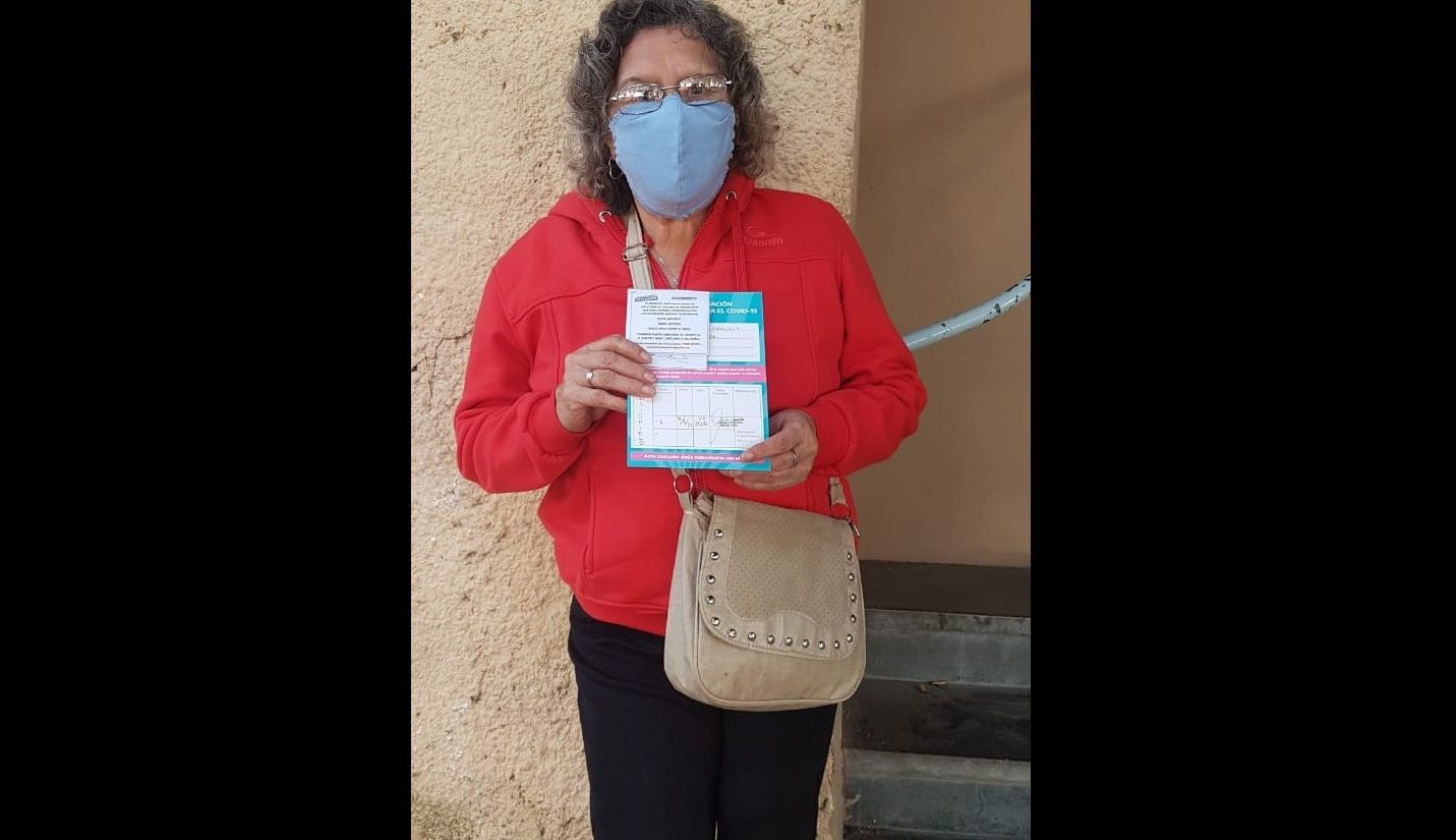 ¡María Gómez se vacunó contra el Covid-19!
