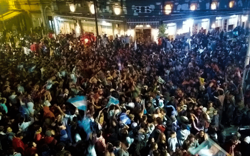 Multitudinario festejo en San Pedro por Argentina, campeón de la Copa América