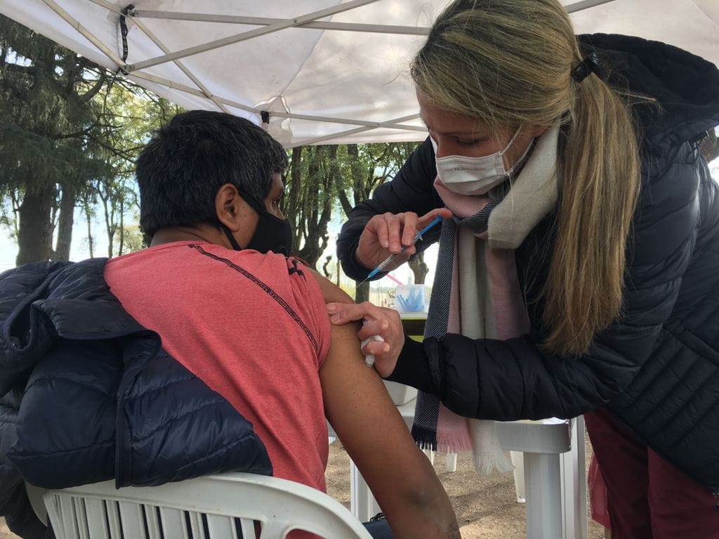 Vacuna libre en Santa Lucía: operativo para aplicar primeras dosis el sábado