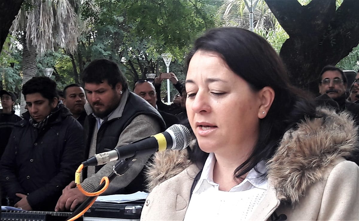 Eleonora Taurizano: “Esto ya es insostenible, tenemos los boliches abiertos y la educación es un servicio esencial”