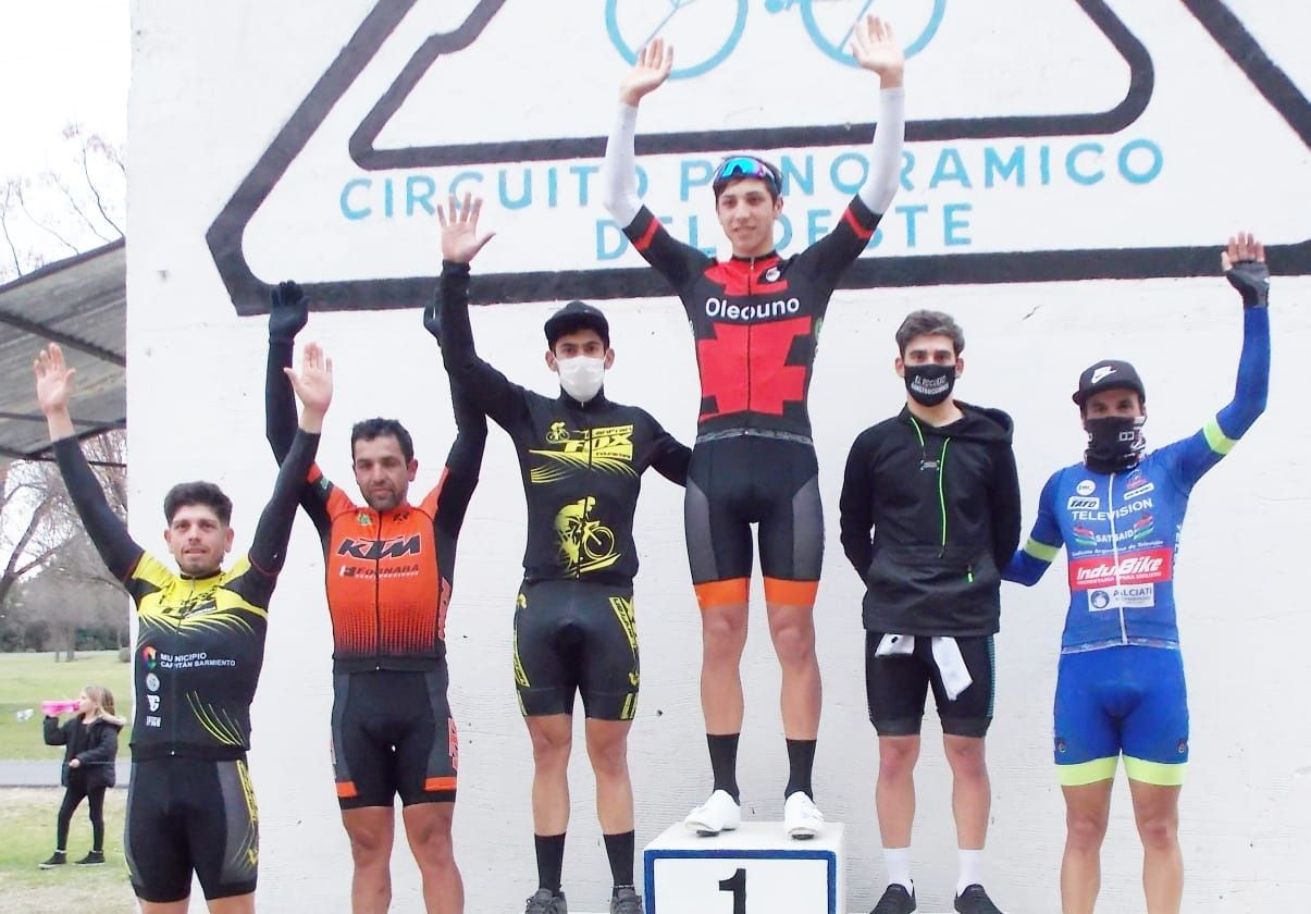 Un ciclista de Cañuelas ganó en el Panorámico del Oeste: le siguieron Agustín Basualdo y Mariano Manzo