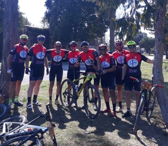 Sampedrinos pedalearon en el Interprovincial de rural bike en Peyrano y se subieron al podio