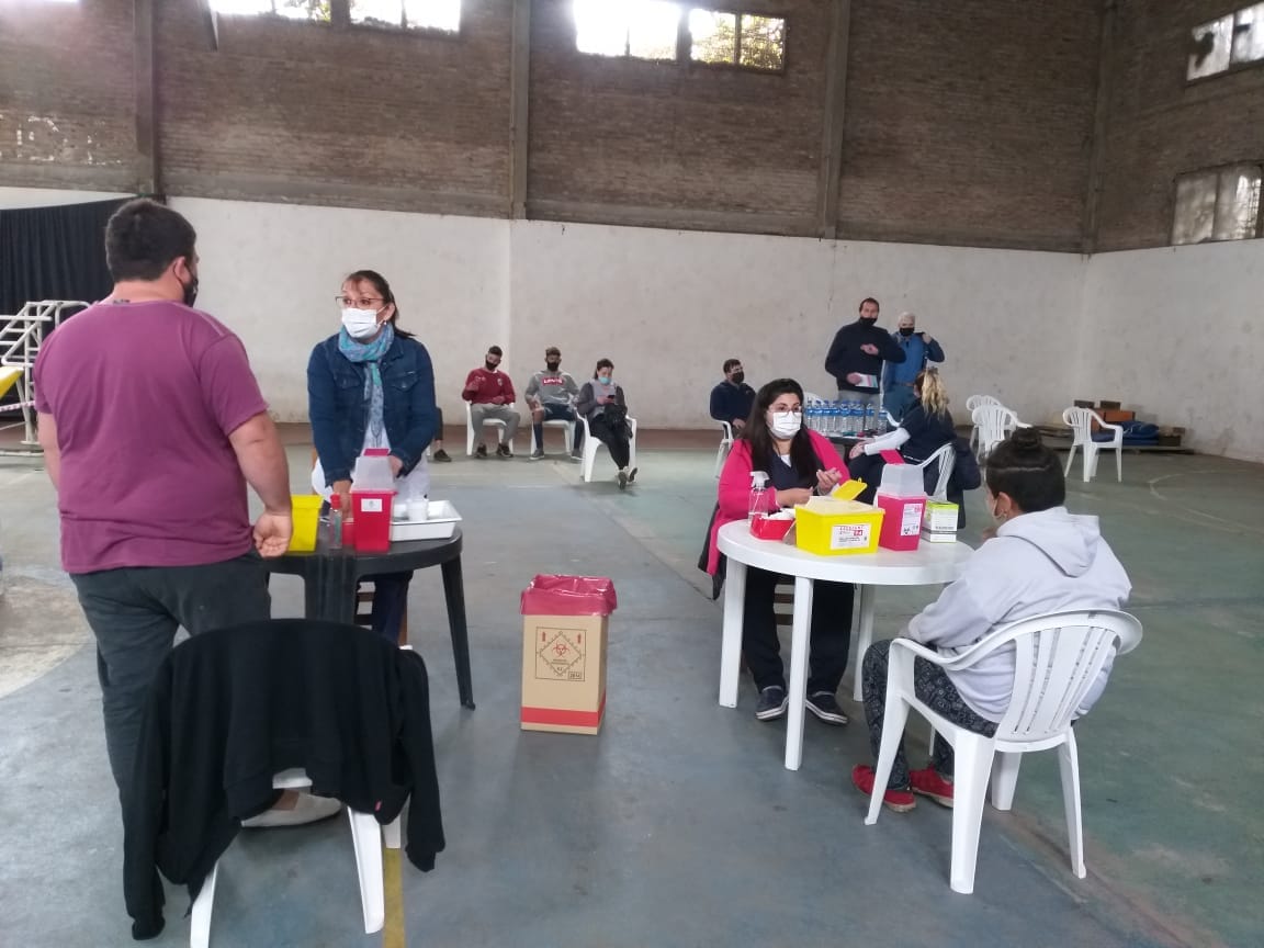 Vacunación en Santa Lucía: 170 dosis aplicadas en el Club Central Córdoba