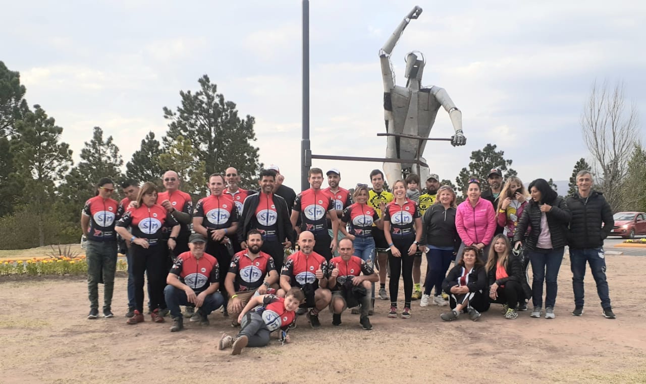 39 ciclistas locales en el Desafío al Valle del Río Pinto: Daniela Guilenía y “Nano” Chiarella, los mejores