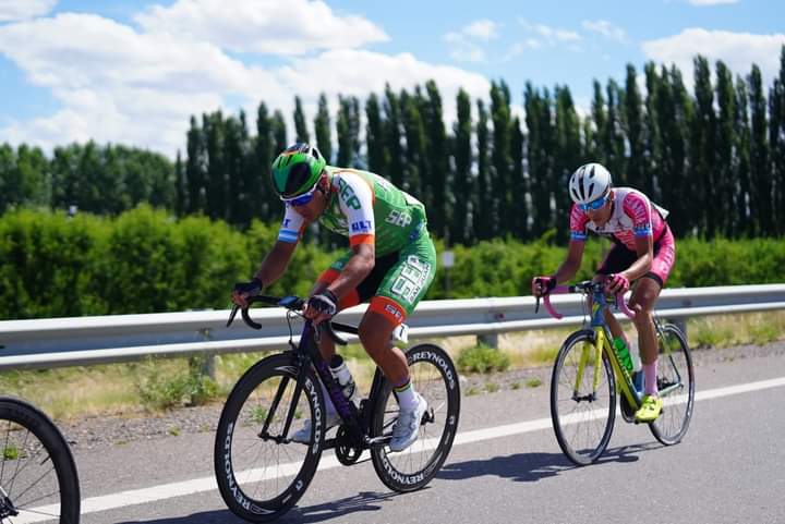 Juan José Paz pedaleó en la Vuelta al Valle: “Vinimos por algo mejor con el equipo”