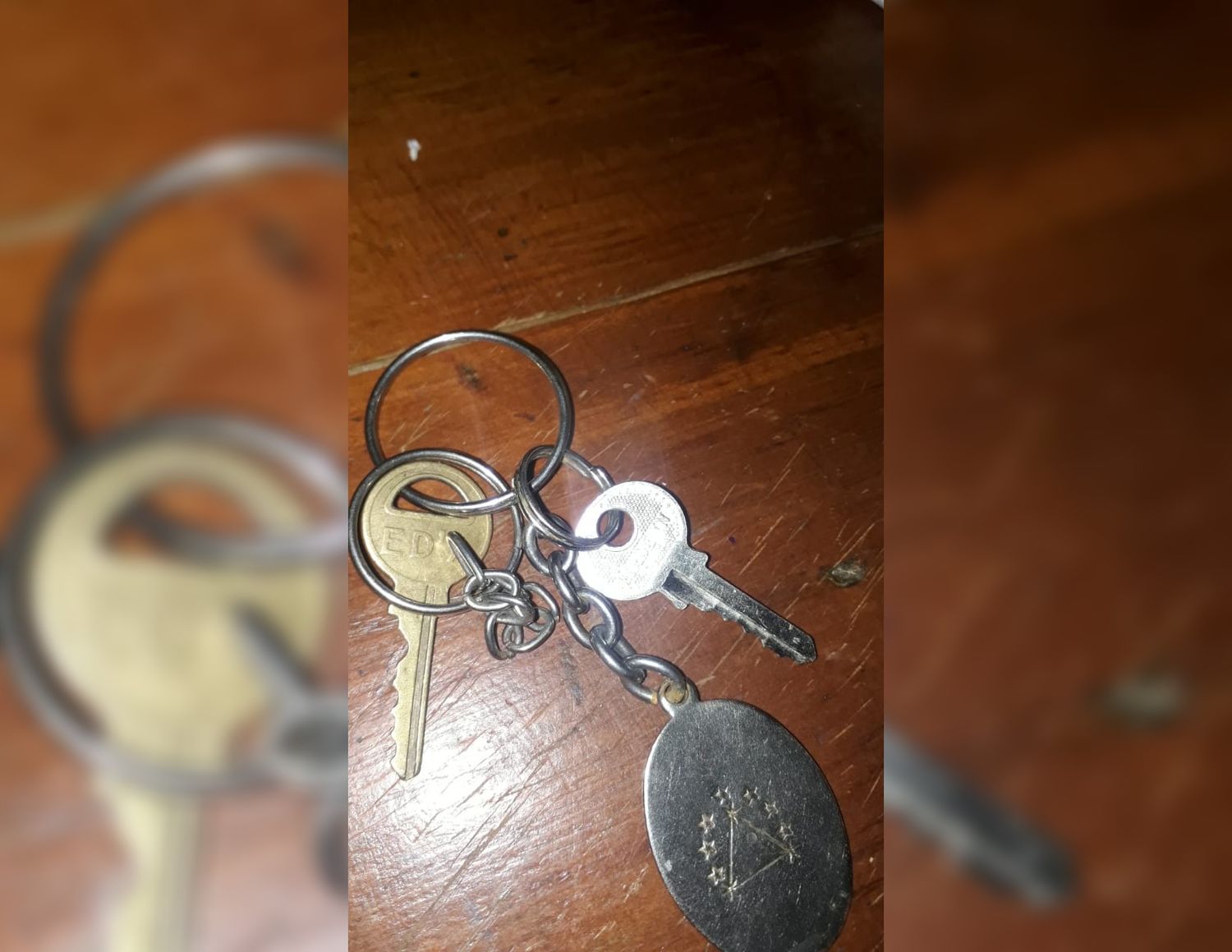Encontraron llaves en calle Padre Santana