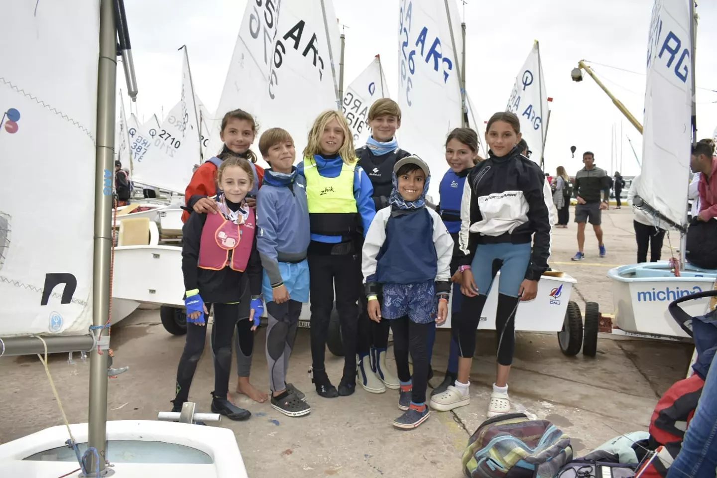Los optimists de Náutico navegaron en la Semana Internacional en Mar del Plata