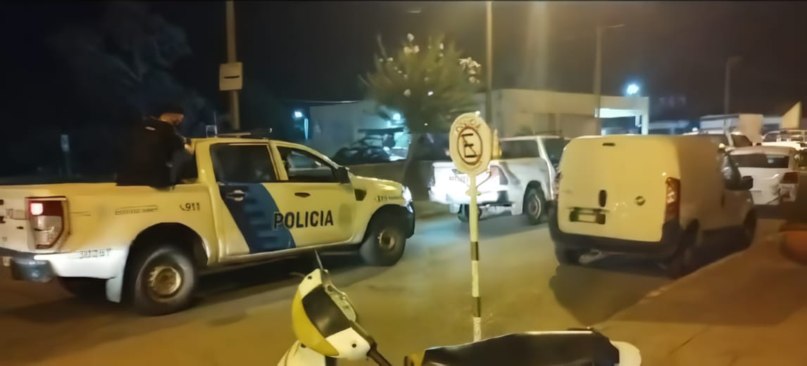 Un importante despliegue policial se vio este lunes por la noche. Foto: Policía Bonaerense.