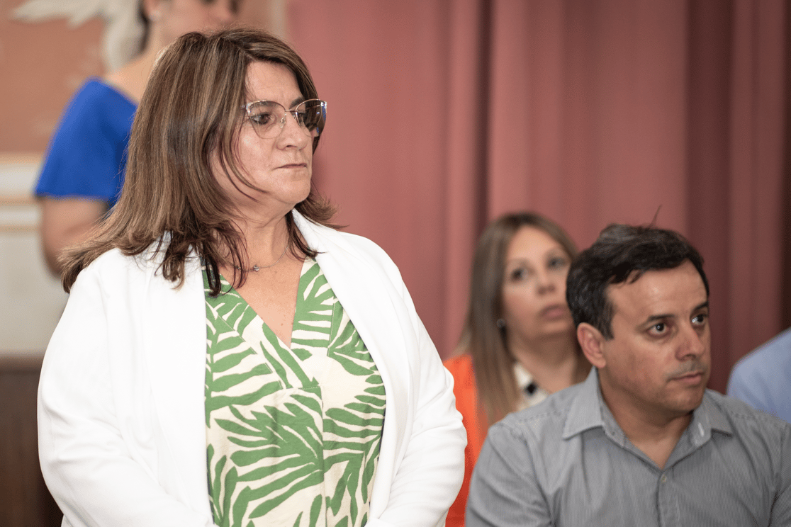 Las nuevas autoridades del Consejo Escolar, Silvina García y Néstor Abeledo. Foto: La Opinión.