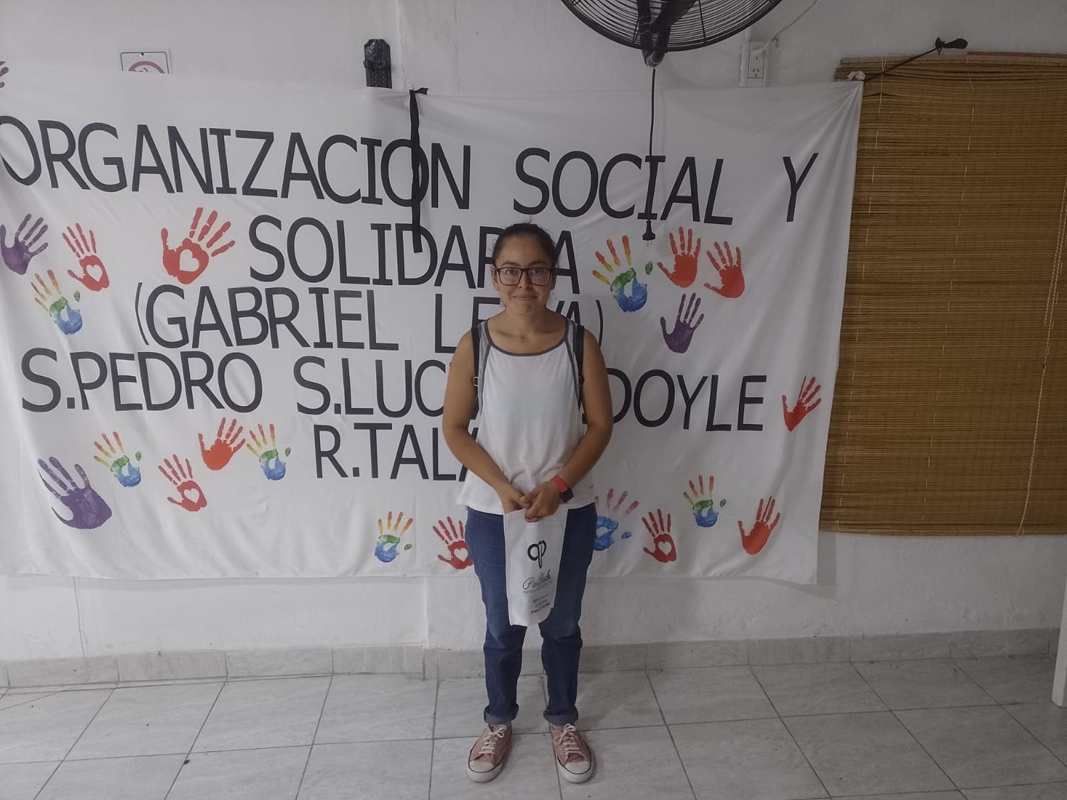La organización que maneja Gabriel Leiva, con sede en Santa Lucía, continua entregando anteojos recetados a quienes lo necesitan.