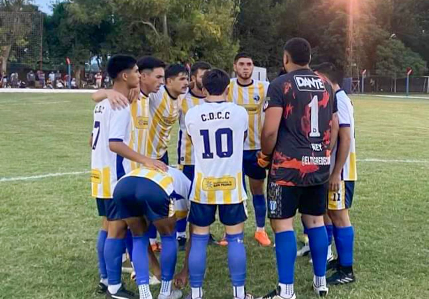 El Lobo de Santa Lucia arrancó el torneo preparación y ya obtuvo una victoria ante Agricultores de Castro. Foto: Facebook Central Córdoba