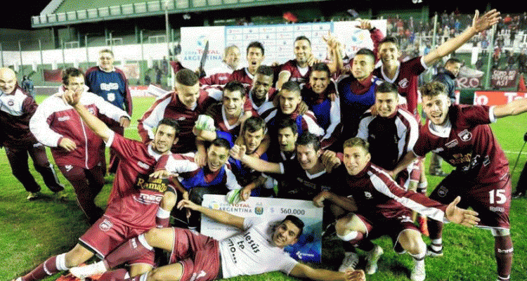 Con Matías Nouet de titular, Defensores de Villa Ramallo hizo historia en la Copa Argentina